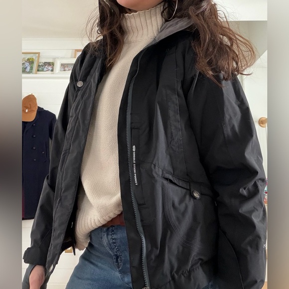 Vintage 686 Libertine Black Women’s Snowboard Jacket - Size Medium - Picture 13 of 14